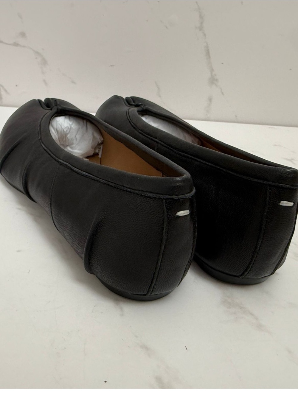 Black Tabi Split-Toe Ballet Flats - Picture 4 of 12
